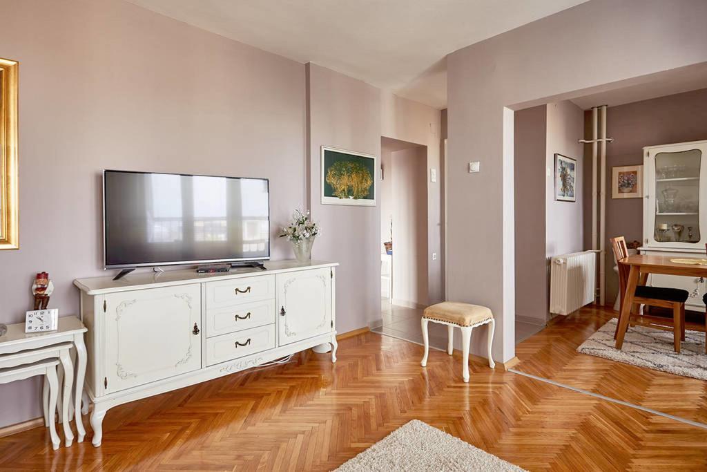Spacious Modern Apartment In Peaceful Neighborhood Skopje Eksteriør billede